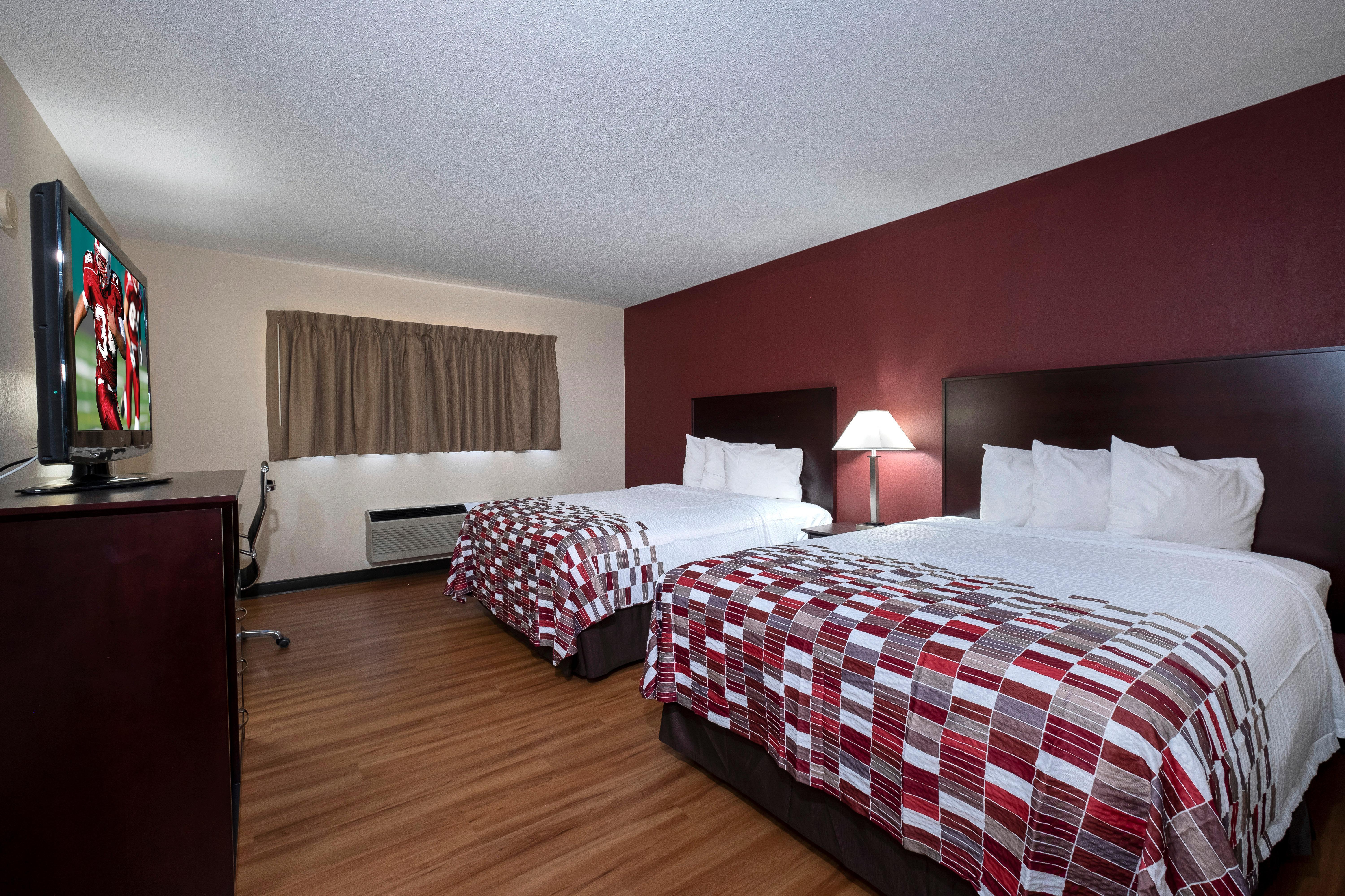 Hotel Red Roof 2*